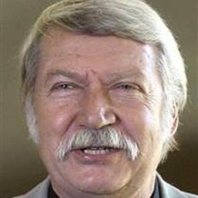 Bela Karolyi